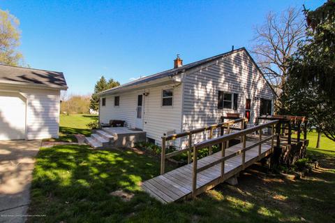 13259 Allen St, Bath, MI 48808 photo 4