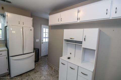 13259 Allen St, Bath, MI 48808 photo 17