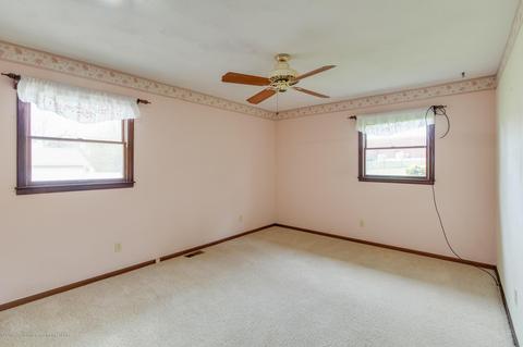 708 Turner St, Dewitt, MI 48820 photo 11