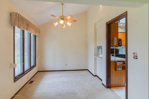 708 Turner St, Dewitt, MI 48820 photo 5