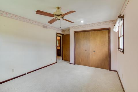 708 Turner St, Dewitt, MI 48820 photo 12