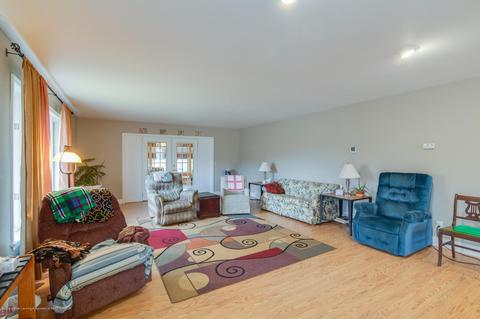 13468 S Hinman Rd, Eagle, MI 48822 photo 4