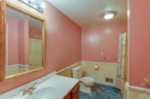 13468 S Hinman Rd, Eagle, MI 48822 photo 20