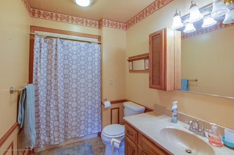 13468 S Hinman Rd, Eagle, MI 48822 photo 11