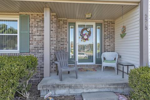 5575 Canoga Ln, Haslett, MI 48840 photo 3