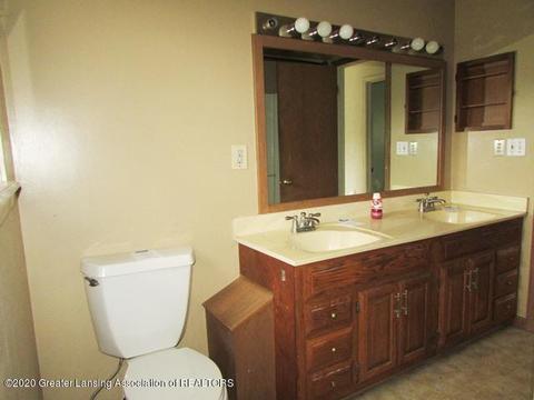 31 S Aurelius Rd, Mason, MI 48854 photo 13