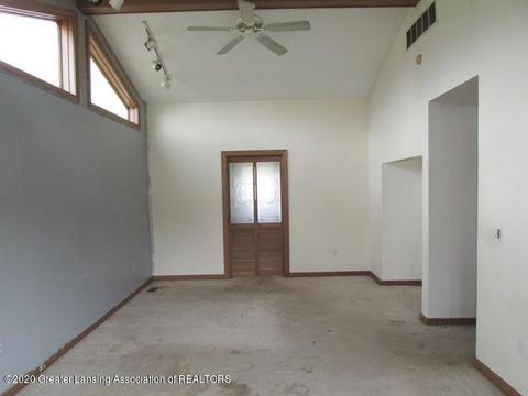 31 S Aurelius Rd, Mason, MI 48854 photo 12