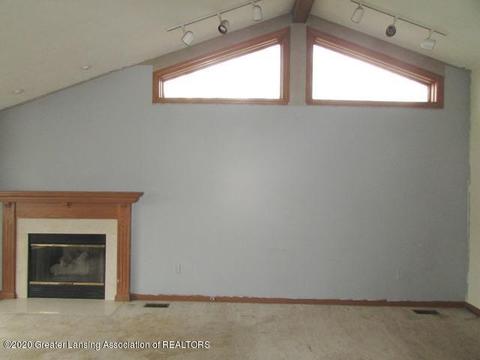 31 S Aurelius Rd, Mason, MI 48854 photo 10