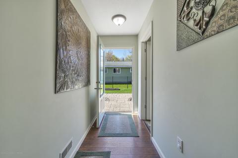 5932 Shaw St, Haslett, MI 48840 photo 7