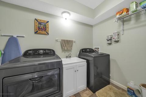 5932 Shaw St, Haslett, MI 48840 photo 19