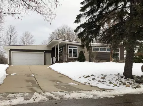 6720 Lansdown Dr, Dimondale, MI 48821 photo 1