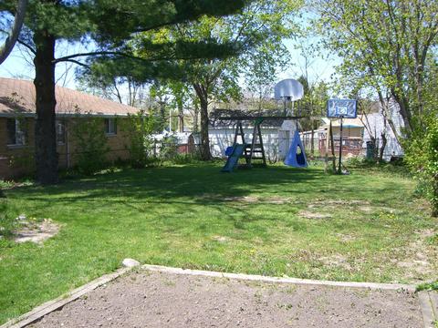 135 E Randolph St, Lansing, MI 48906 photo 3