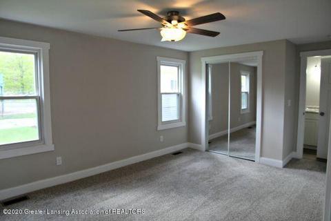 311 E Cavanaugh Rd, Lansing, MI 48910 photo 9