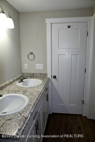 311 E Cavanaugh Rd, Lansing, MI 48910 photo 14