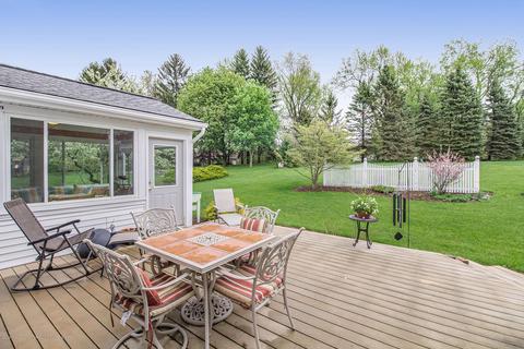 124 Spring Meadows Ln, Dewitt, MI 48820 photo 26
