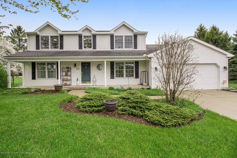 124 Spring Meadows Ln, Dewitt, MI 48820 photo 1