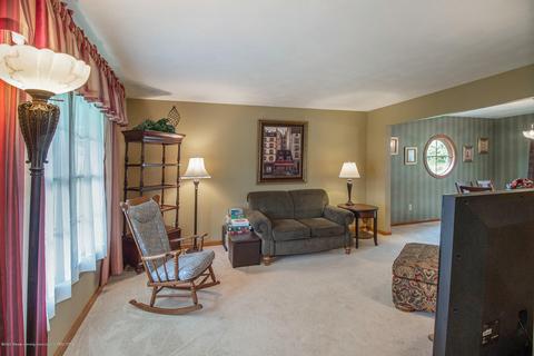 124 Spring Meadows Ln, Dewitt, MI 48820 photo 5