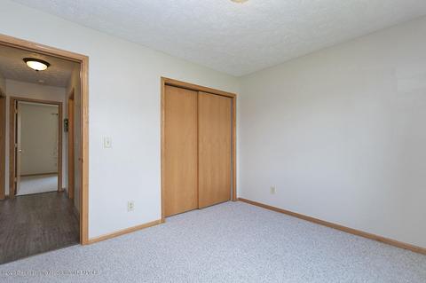 1526 Downing St, Haslett, MI 48840 photo 18
