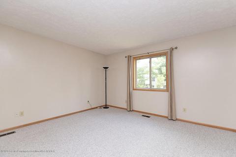 1526 Downing St, Haslett, MI 48840 photo 21