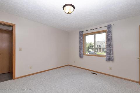 1526 Downing St, Haslett, MI 48840 photo 16