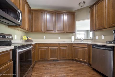 6965 Castleton Dr, Grand Ledge, MI 48837 photo 18