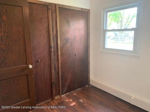 2921 Sheffer Ave, Lansing, MI 48906 photo 14