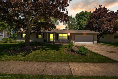 1082 Woodside Dr, Haslett, MI 48840 photo 1