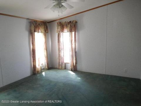 10050 Bond Rd, Dewitt, MI 48820 photo 6