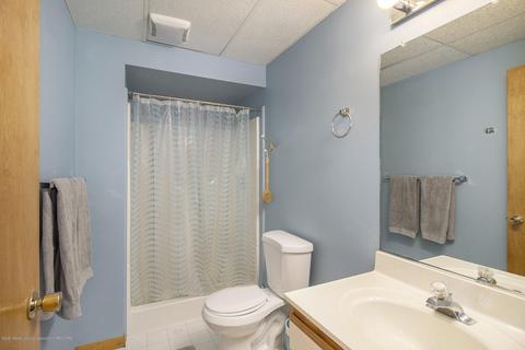 5516 Earliglow Ln, Haslett, MI 48840 photo 21