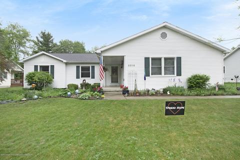 5516 Earliglow Ln, Haslett, MI 48840 photo 2