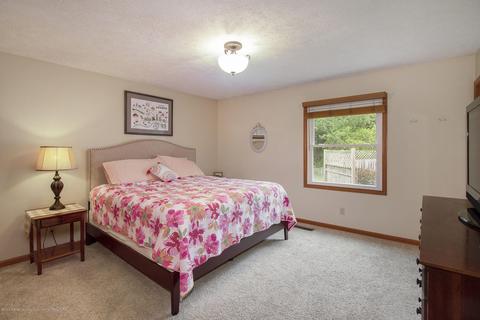 5516 Earliglow Ln, Haslett, MI 48840 photo 13