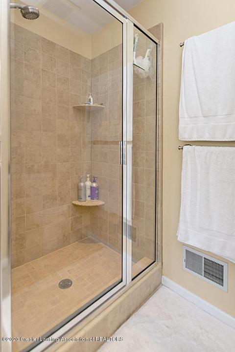 7852 Ashbrook Dr, Haslett, MI 48840 photo 23