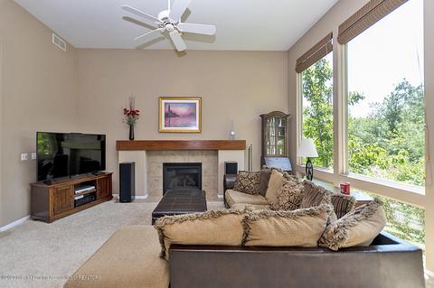 7852 Ashbrook Dr, Haslett, MI 48840 photo 4
