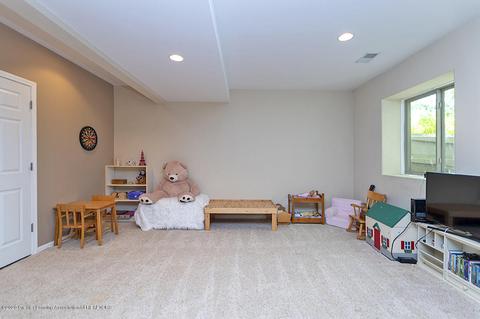 7852 Ashbrook Dr, Haslett, MI 48840 photo 27
