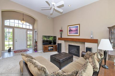 7852 Ashbrook Dr, Haslett, MI 48840 photo 6