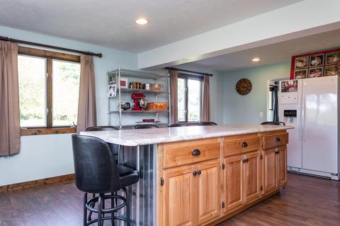 6313 E Clark Rd, Bath, MI 48808 photo 21