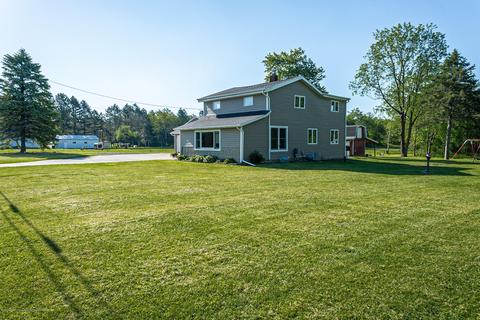 6313 E Clark Rd, Bath, MI 48808 photo 2