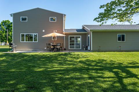 6313 E Clark Rd, Bath, MI 48808 photo 4