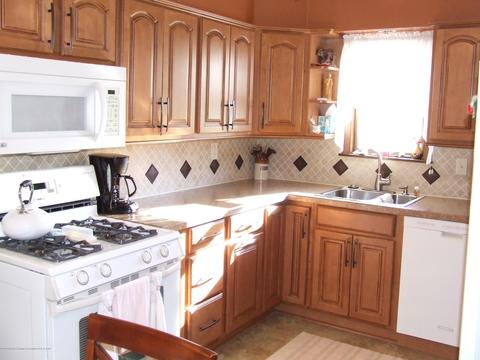 1627 Bliss St, Haslett, MI 48840 photo 2