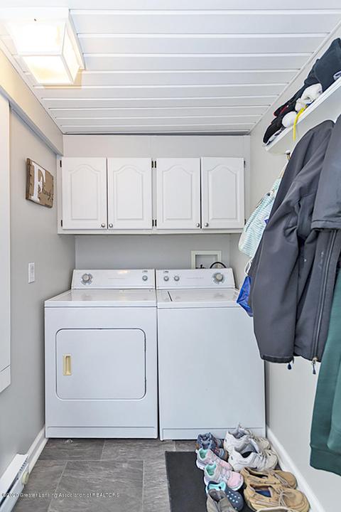 403 E Ash St, Mason, MI 48854 photo 13