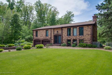 3874 Roland Dr, Eaton Rapids, MI 48827 photo 2