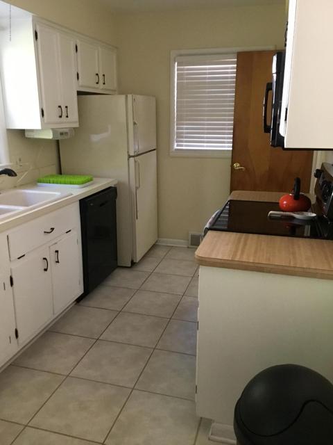1237 Kimberly Dr, Lansing, MI 48912 photo 17