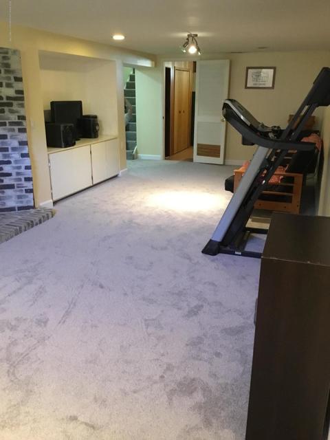 1237 Kimberly Dr, Lansing, MI 48912 photo 32