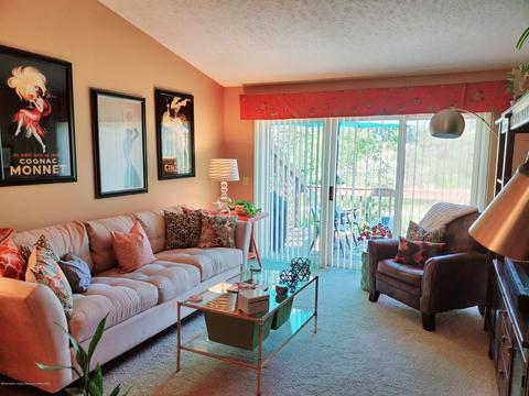 1322 Brookside Dr, Lansing, MI 48917 photo 2