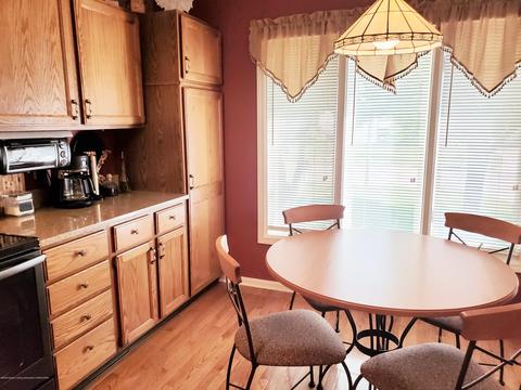1322 Brookside Dr, Lansing, MI 48917 photo 9
