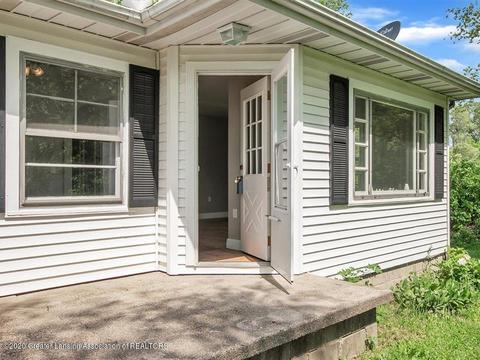 5414 E Clark, Bath, MI 48808 photo 2