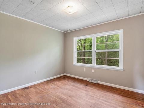 5414 E Clark, Bath, MI 48808 photo 16