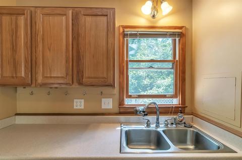 2109 Alpha St, Lansing, MI 48910 photo 13