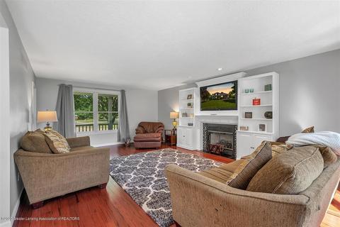 410 Windyrush Ln, Dewitt, MI 48820 photo 7