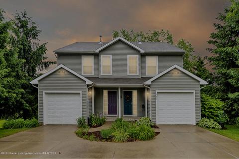 121 W Webb Rd, Dewitt, MI 48820 photo 1